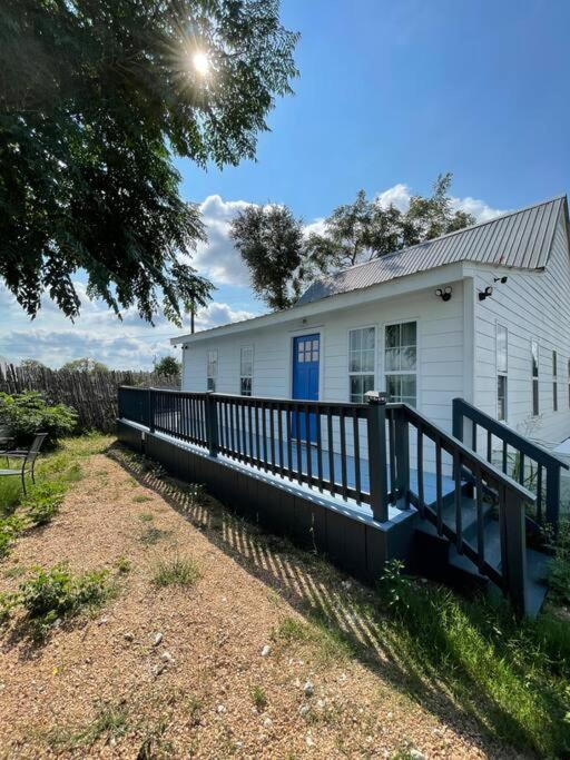 הוילה The Paddock House At Blanco Texas מראה חיצוני תמונה